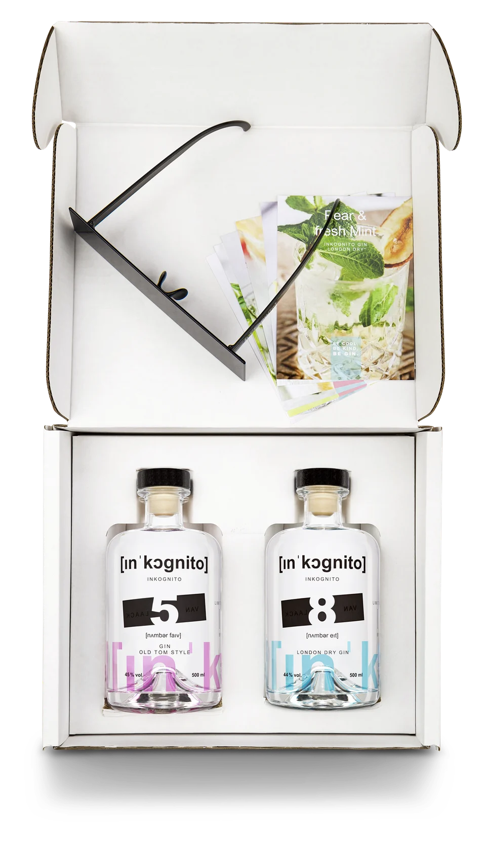 Doppel-Box geöffnet: Brille, Rezeptkarten und beide Gins